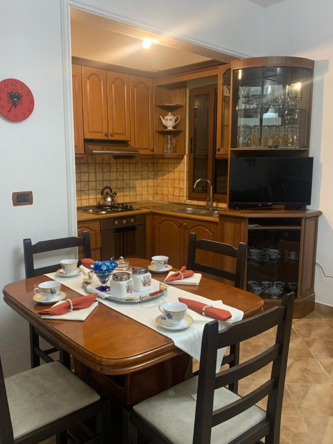 Vila Demaj! Free Parking Berat Exterior photo